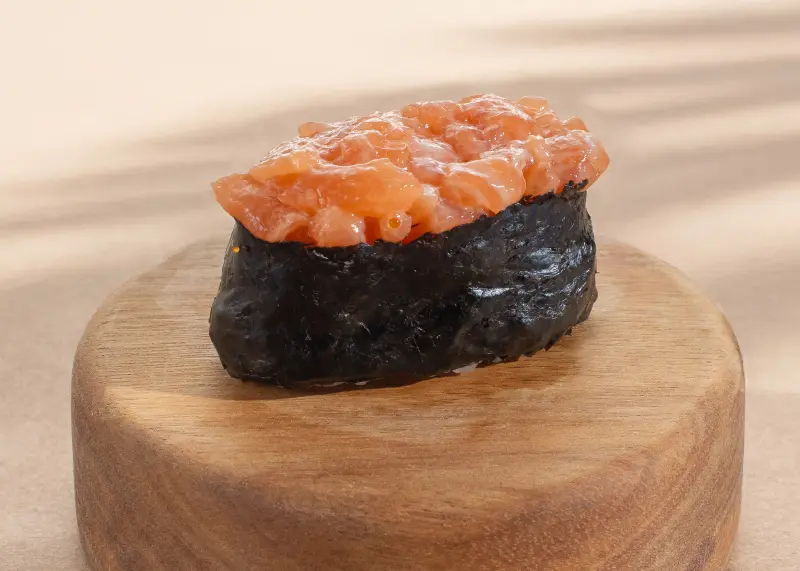 Spicy Salmon Gunkan